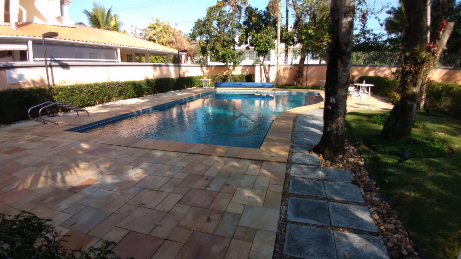 Casa de condomínio 50 mt da praia em juquey
