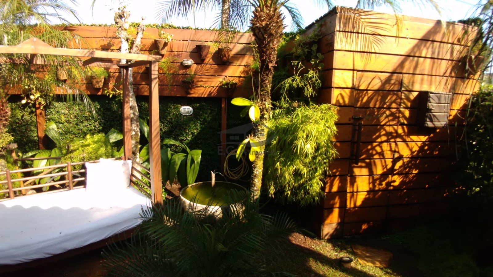 Casa de condomínio 50 mt da praia em juquey