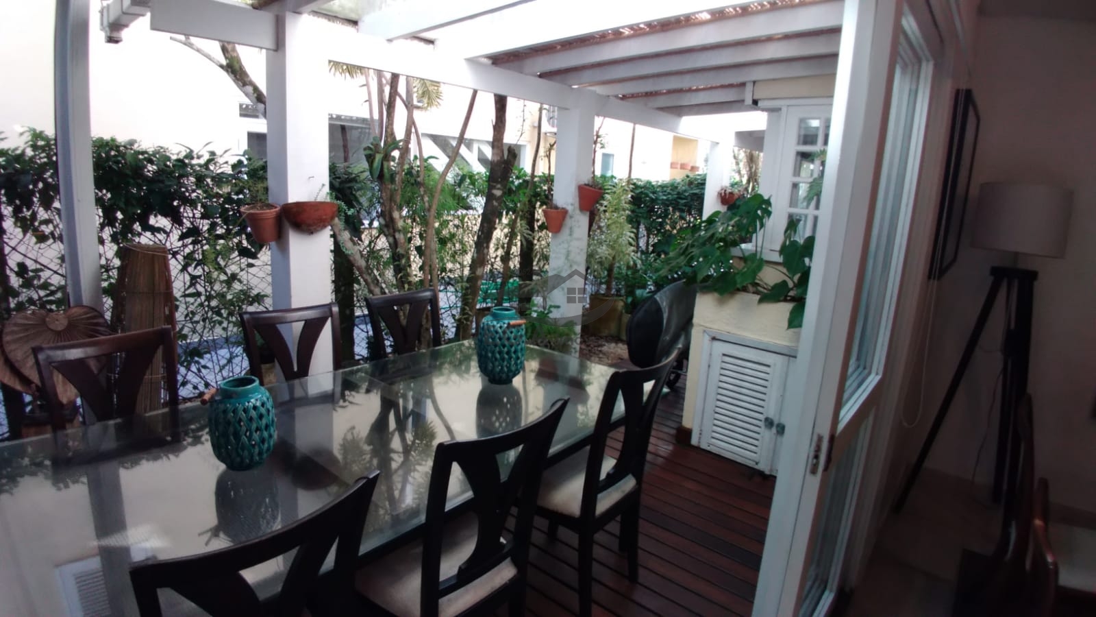 Casa de condomínio 50 mt da praia em juquey