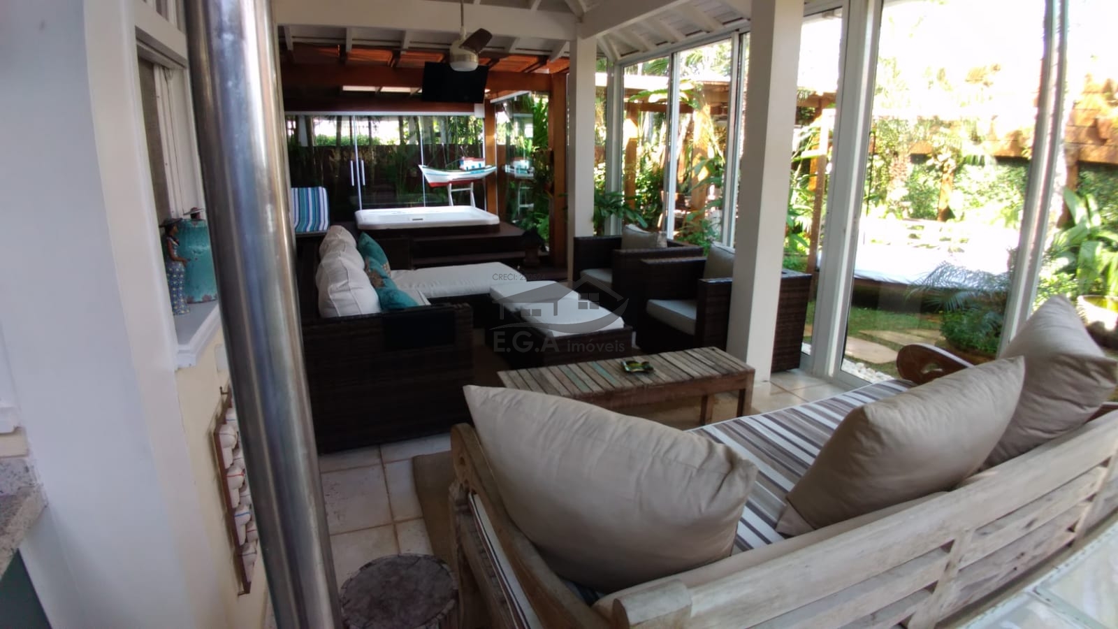 Casa de condomínio 50 mt da praia em juquey