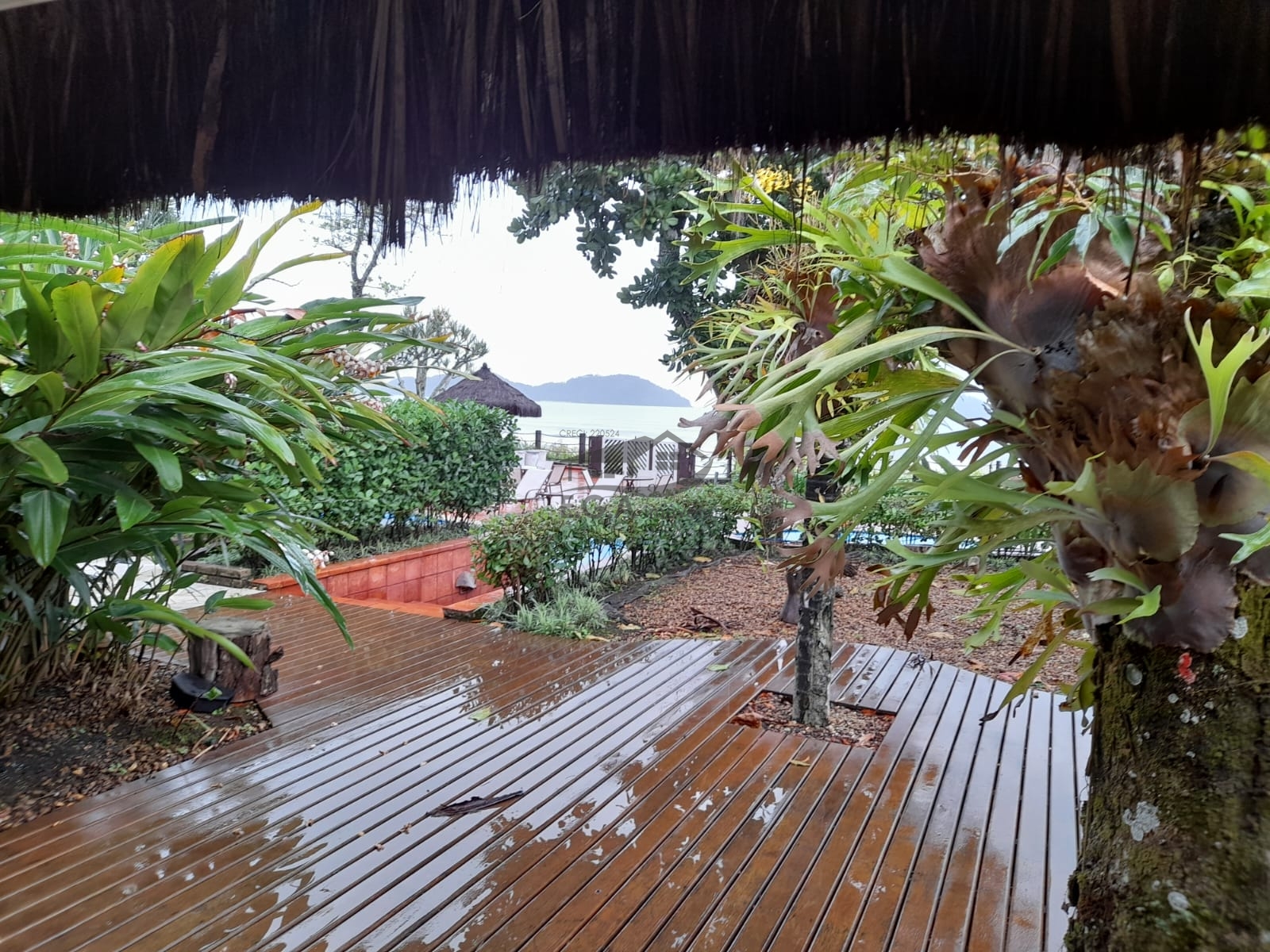 Casa pé na areia juquey locação