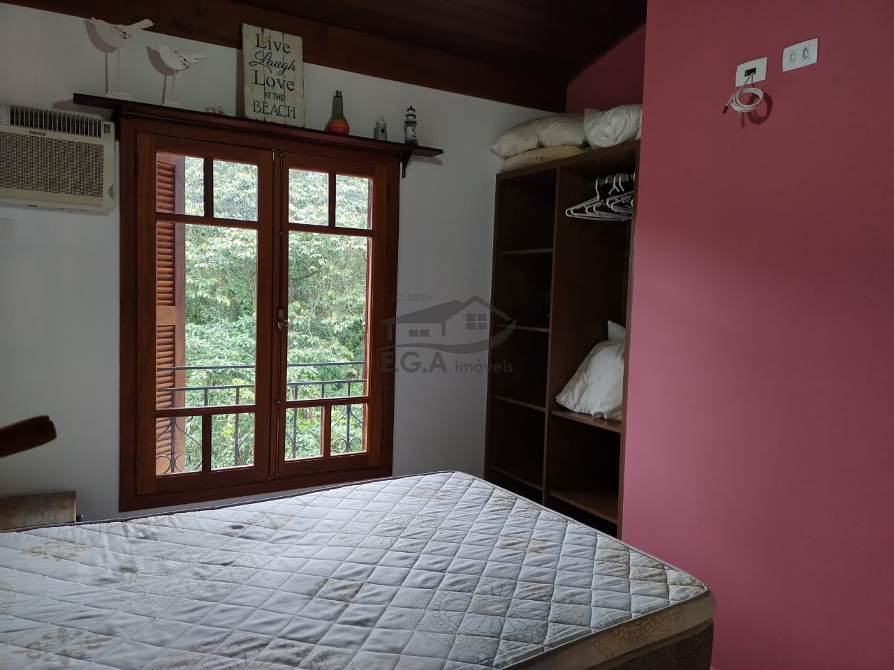 Casa na praia de Juquehy
