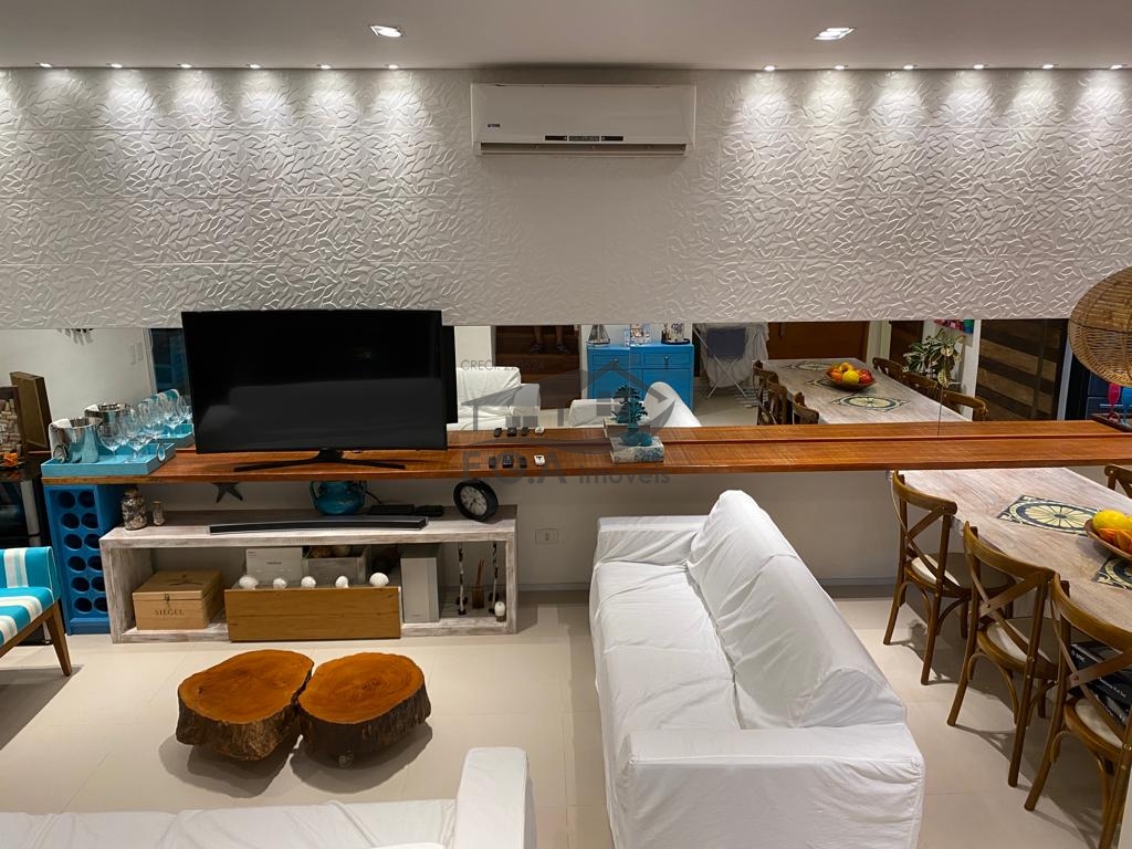 Casa na praia de juquey