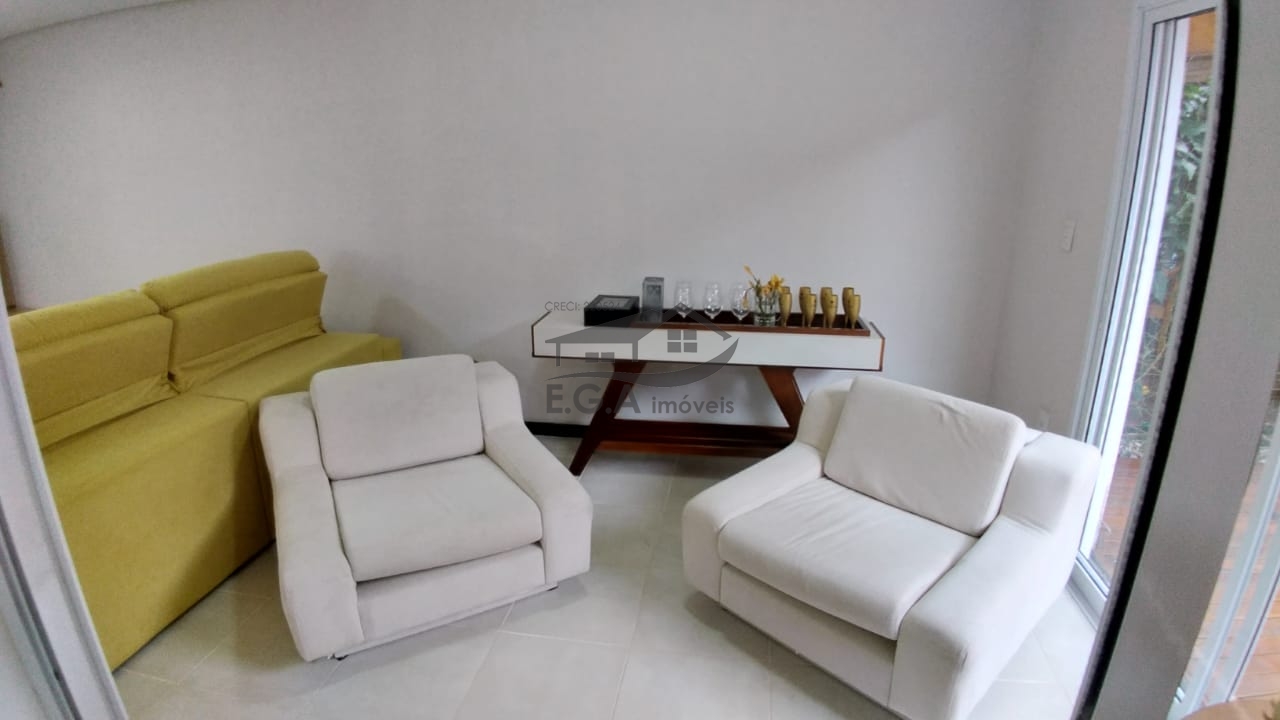 Casa em condomínio em boiçucanga