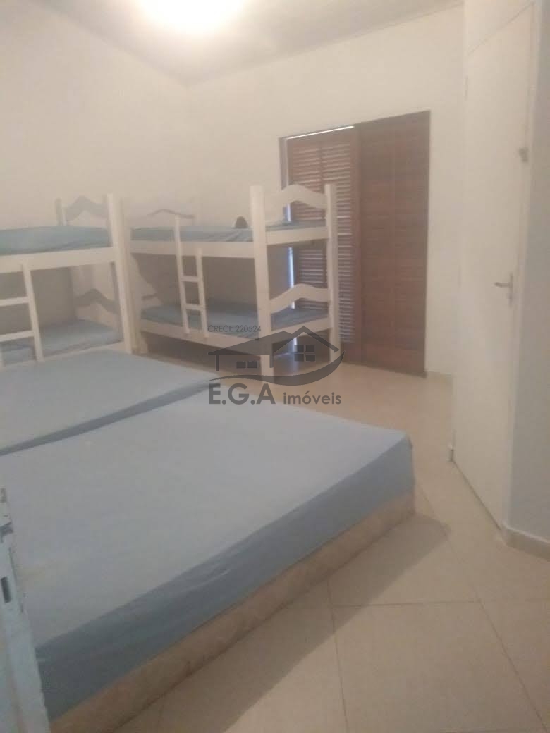 Casa de praia em boiçucanga, na beira rio