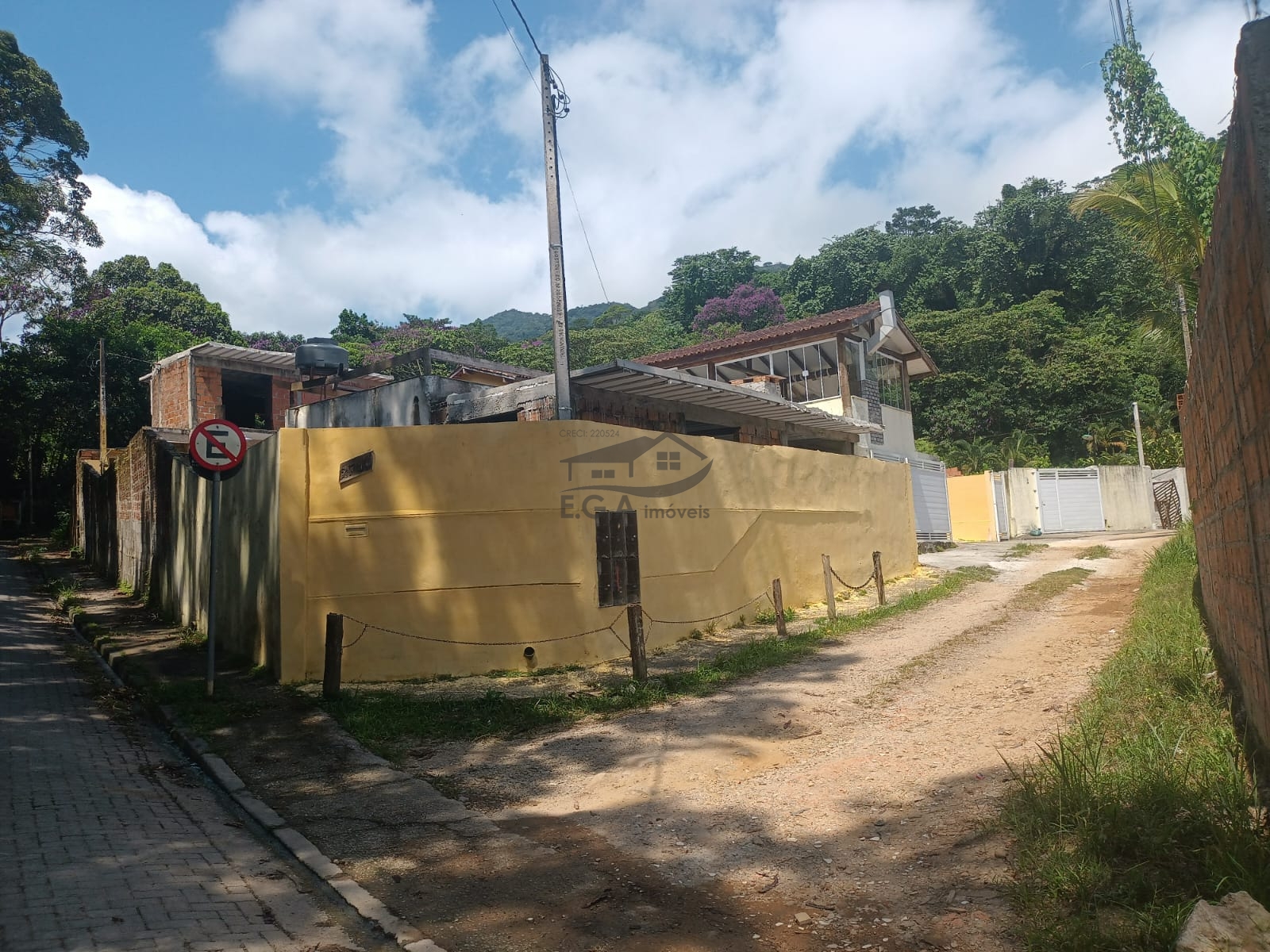 Casa de praia em boiçucanga, na beira rio