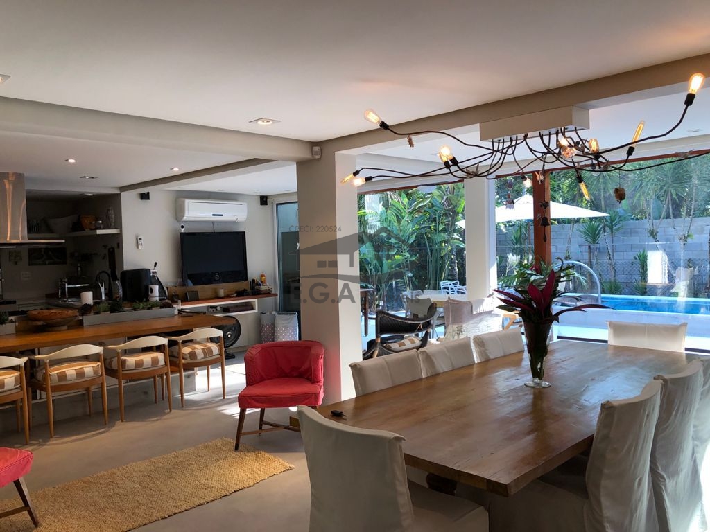 Casa na praia de juquey alto padrão