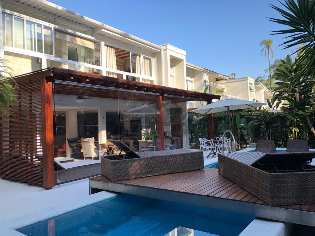 Casa na praia de juquey alto padrão