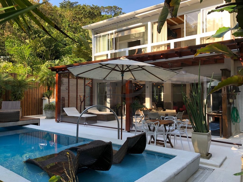 Casa na praia de juquey alto padrão