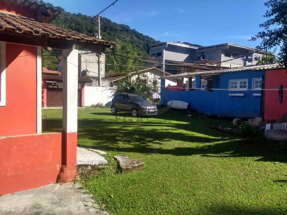 Casa na Praia de Juquey