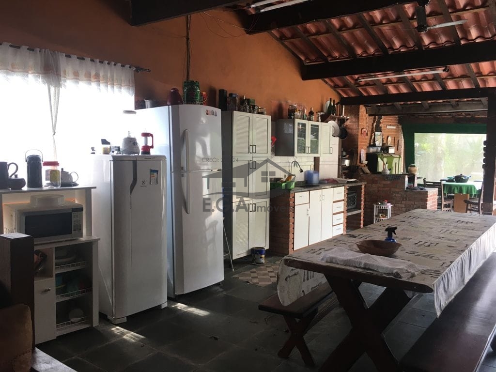 Casa em boiçucanga na beira rio