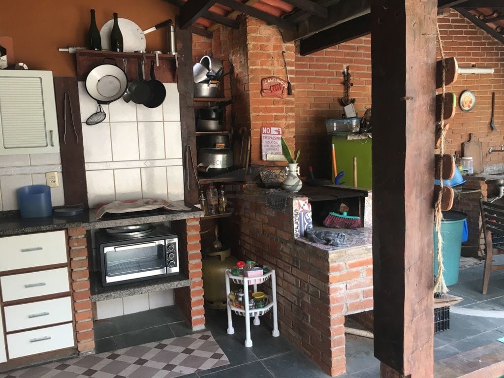 Casa em boiçucanga na beira rio