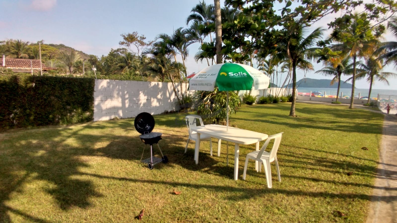 Casa pé na areia em juquehy