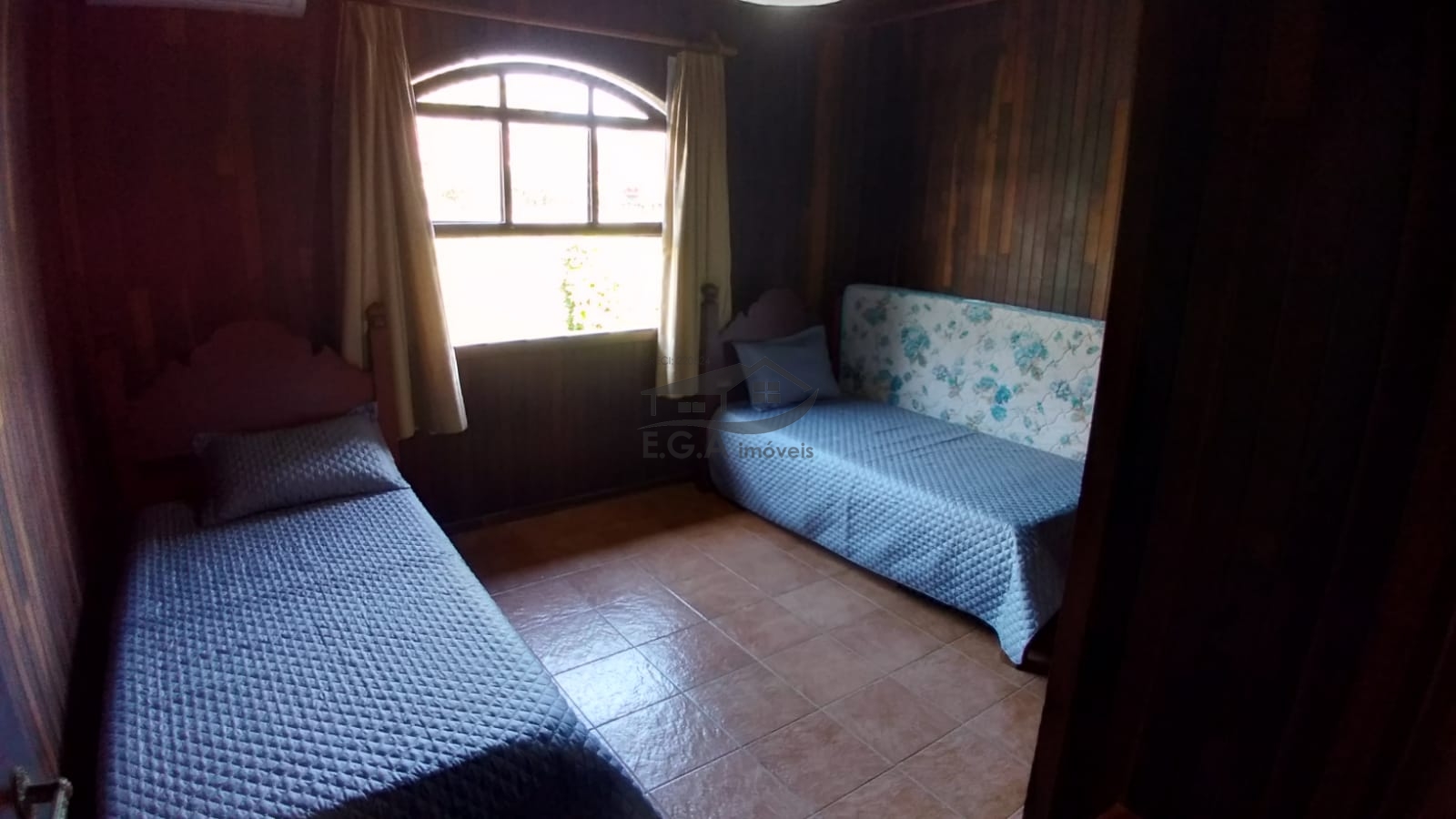 Casa pé na areia em juquehy