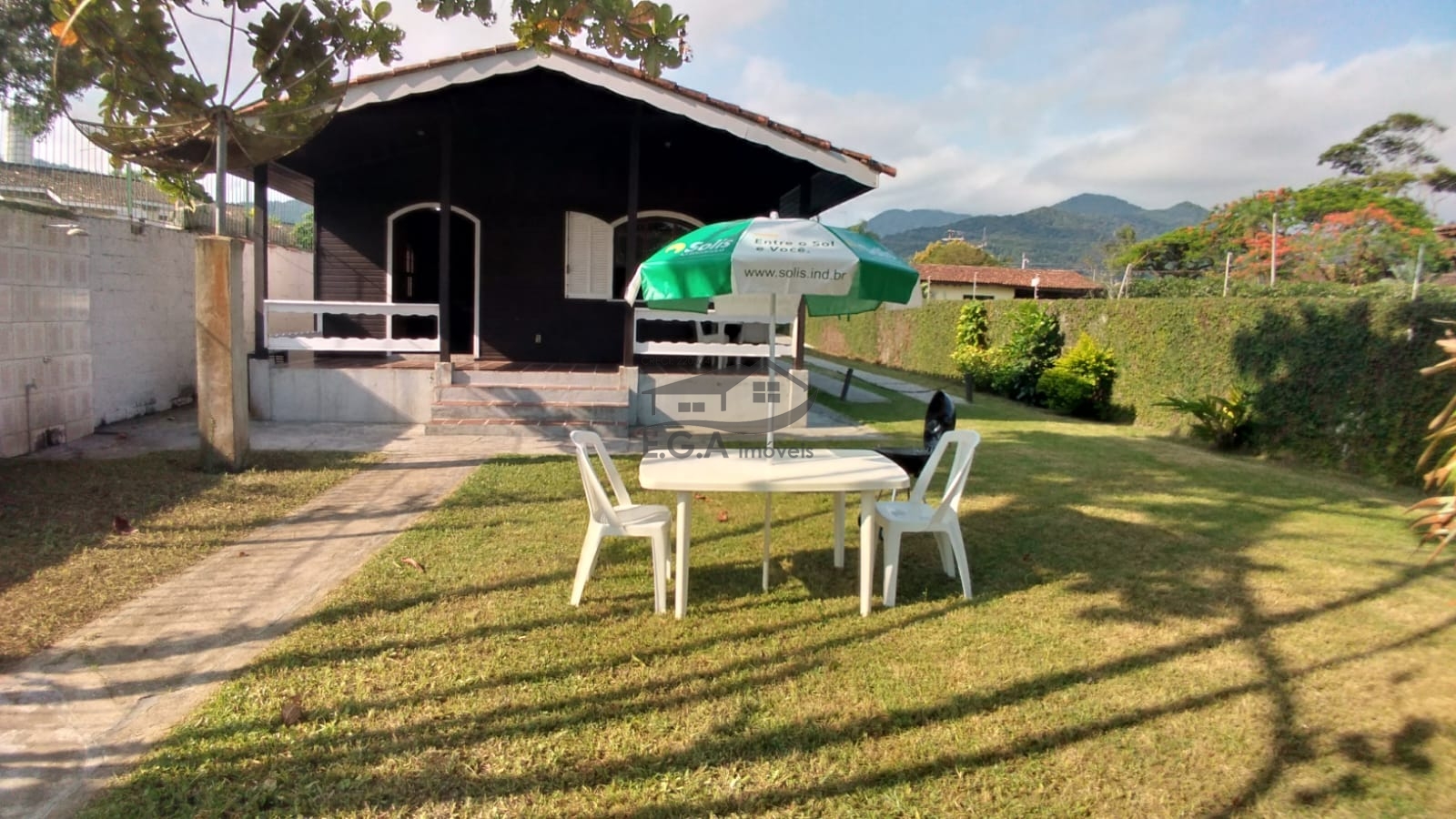 Casa pé na areia em juquehy