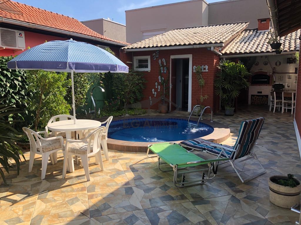 Casa na praia de juquey