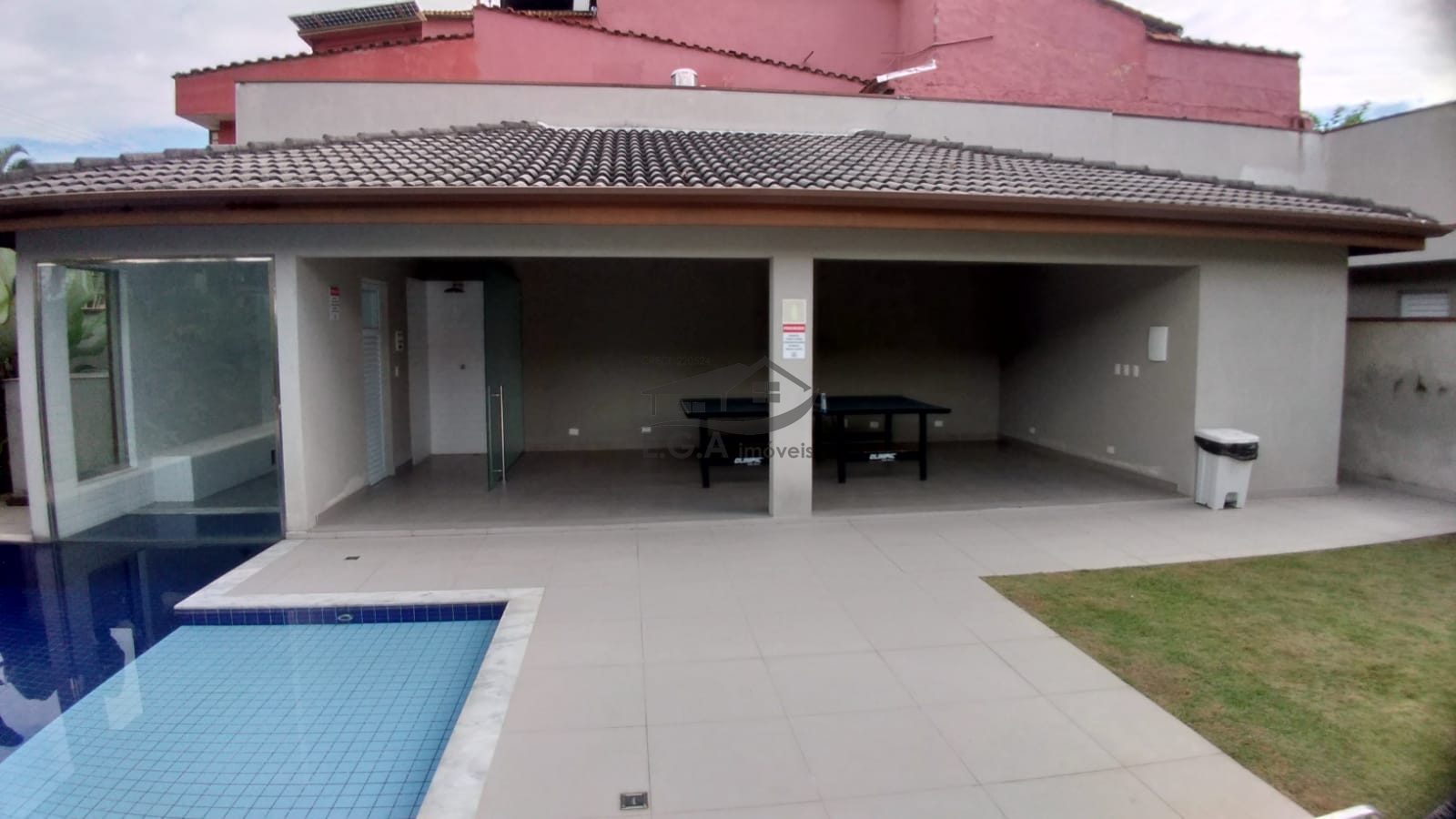 Casa de cond. Na praia de juquehy