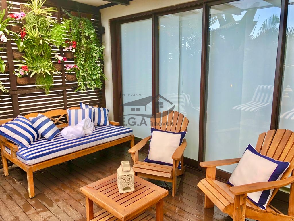 Casa na praia de juquey