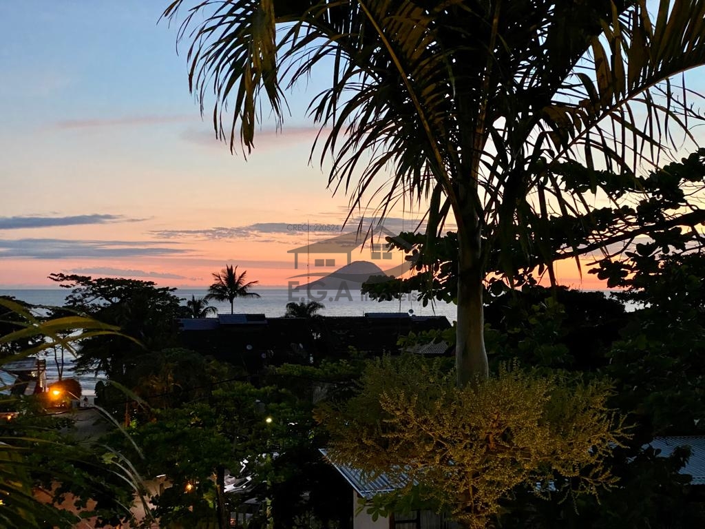 Casa na praia de juquey