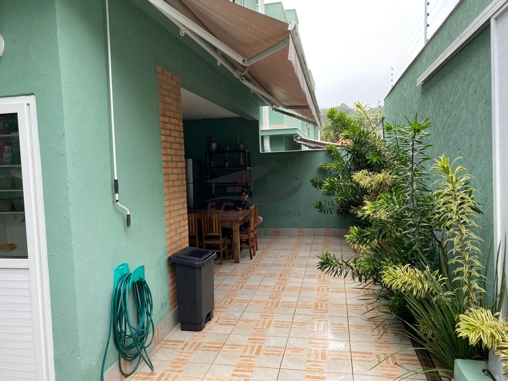 Casa na praia de juquey