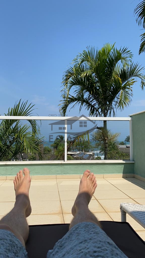 Casa na praia de juquey