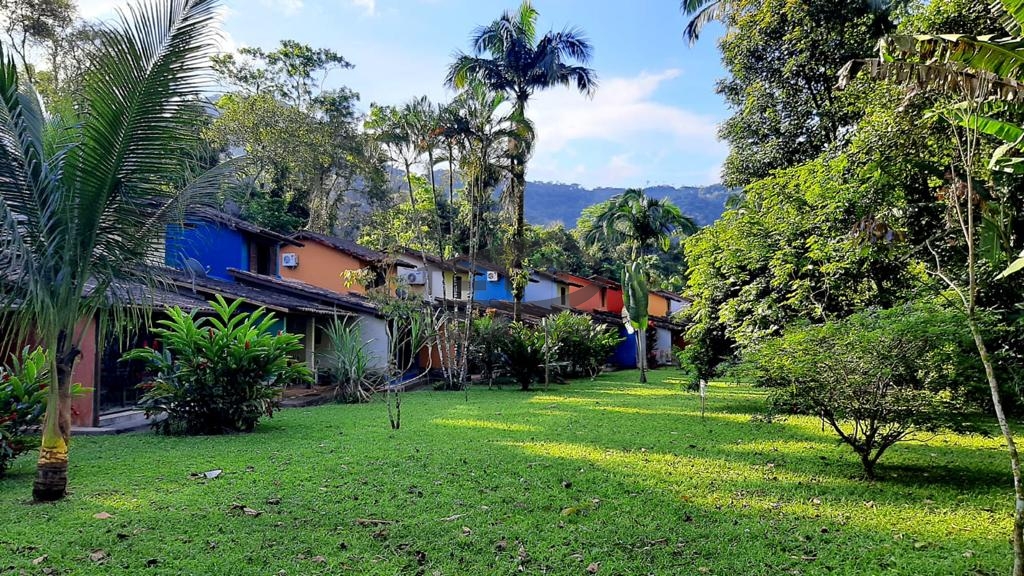 Casa em condomínio praia de boiçucanga