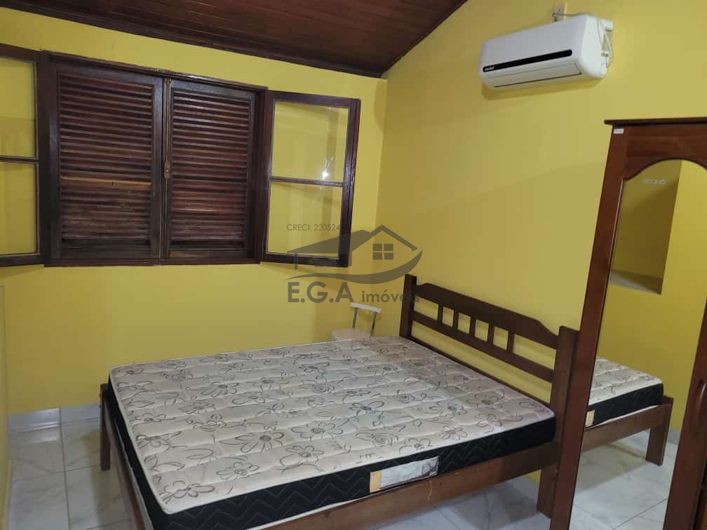 Casa em condomínio praia de boiçucanga
