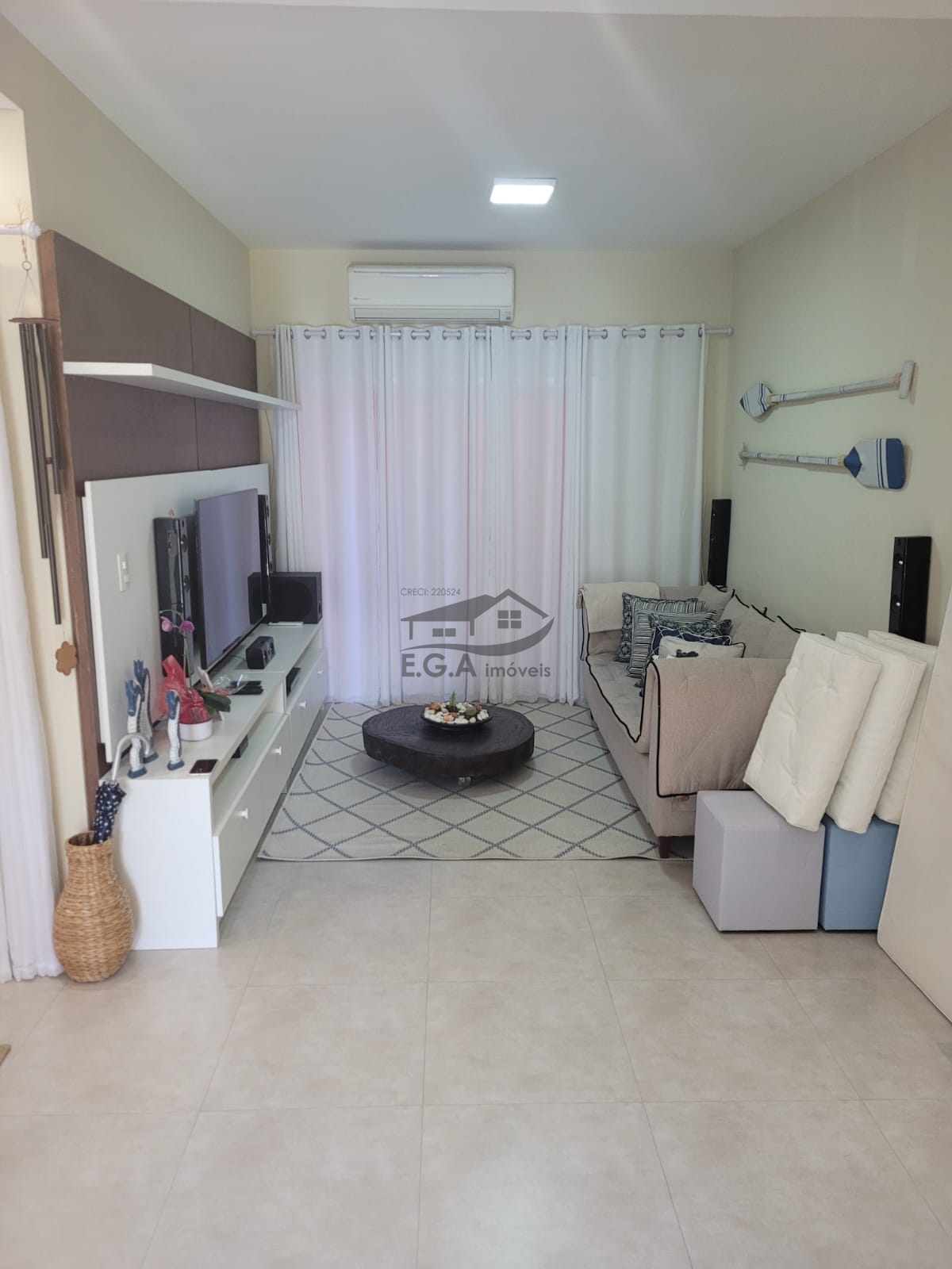 Casa de condomínio em boiçucanga