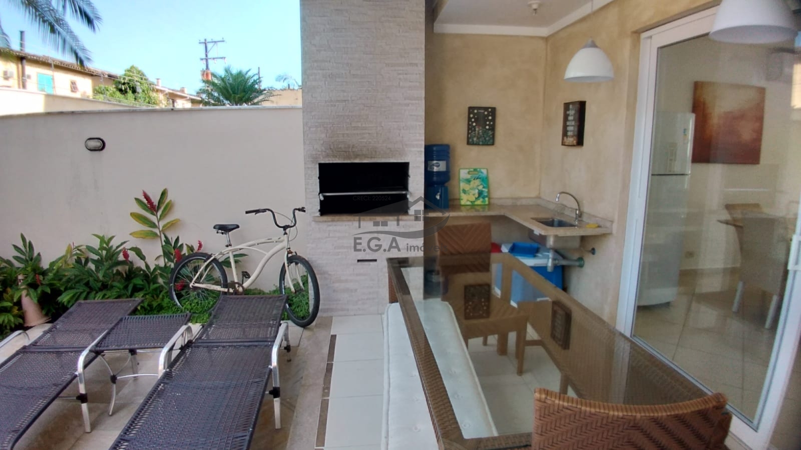 Casa na praia de juquey