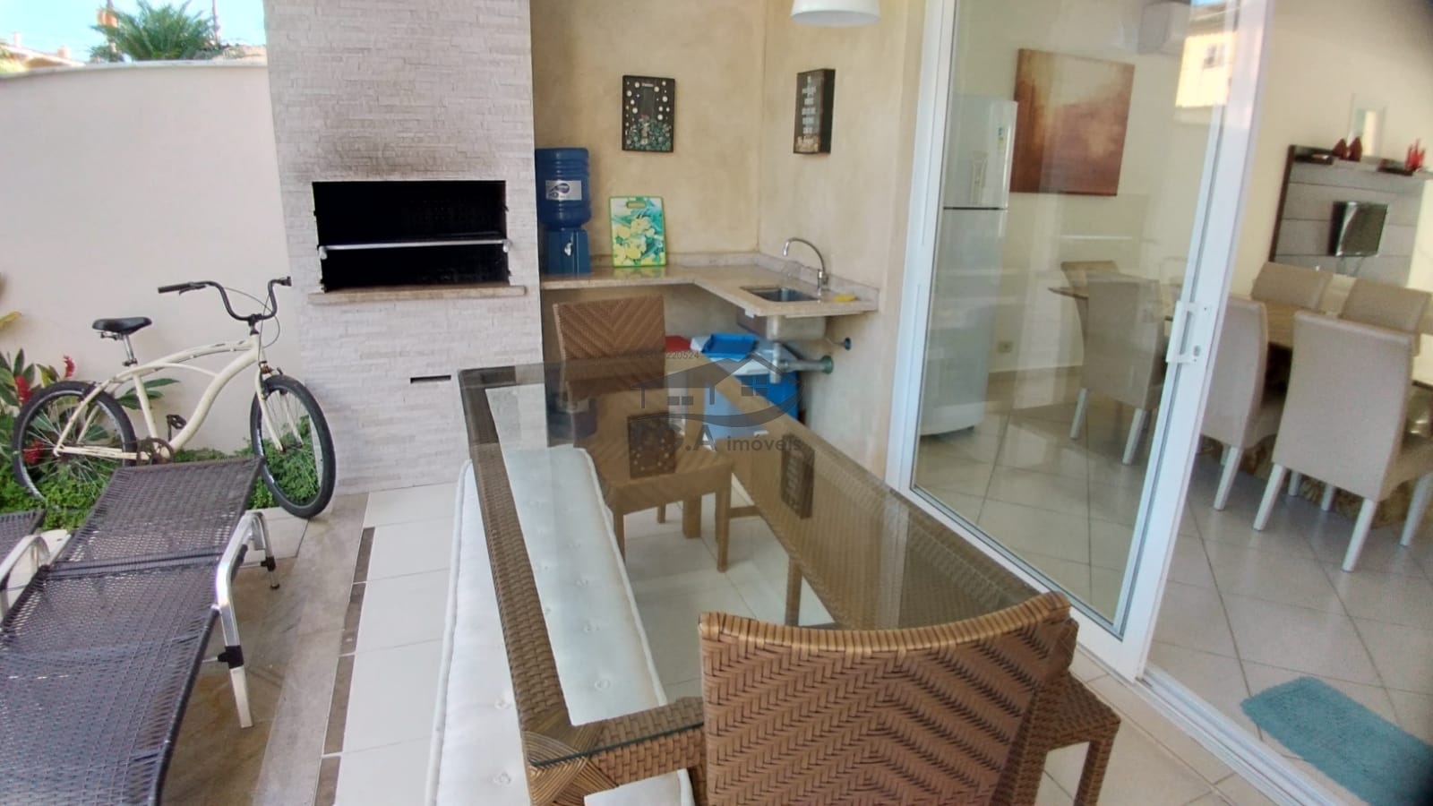 Casa na praia de juquey