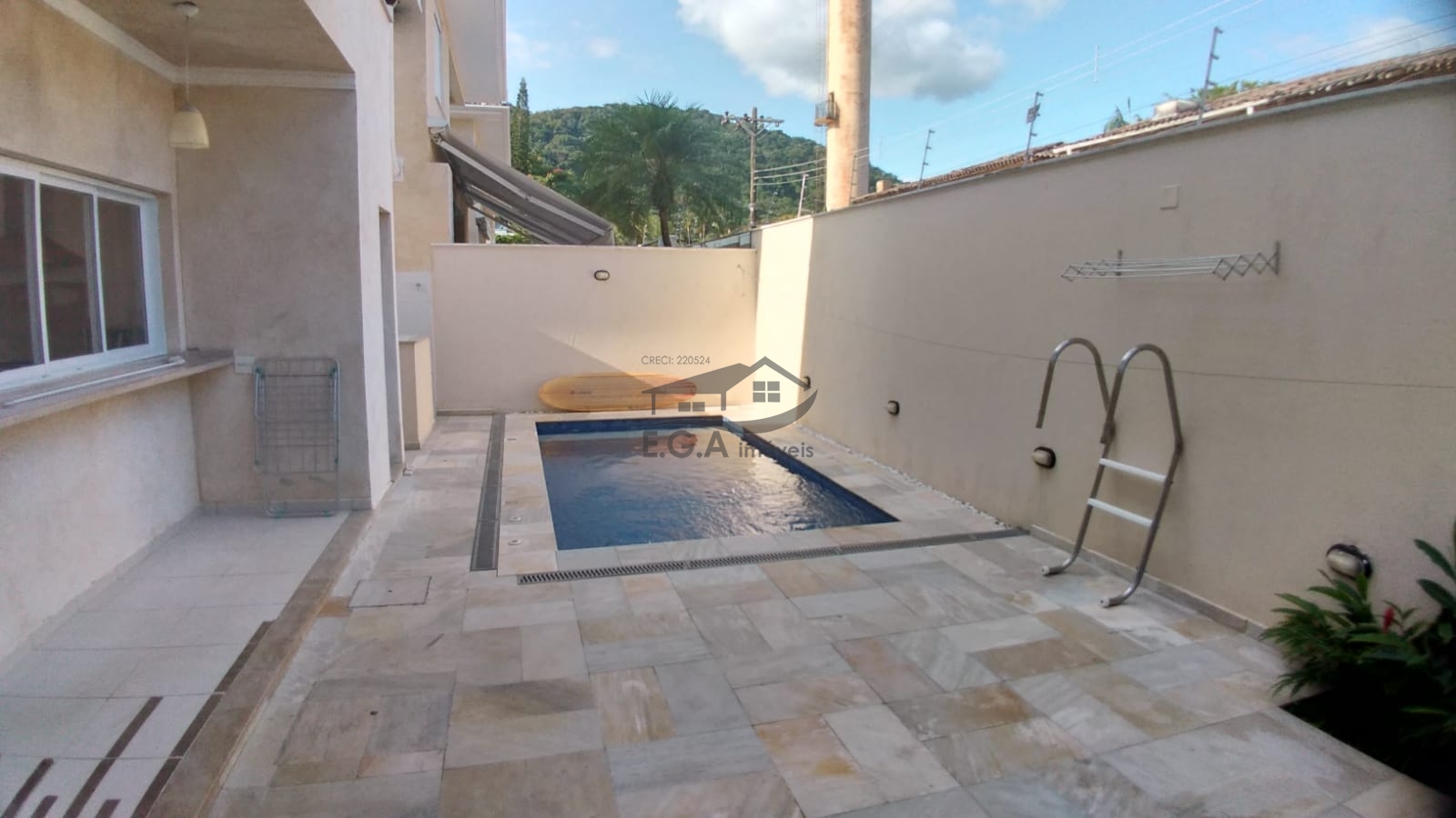 Casa na praia de juquey
