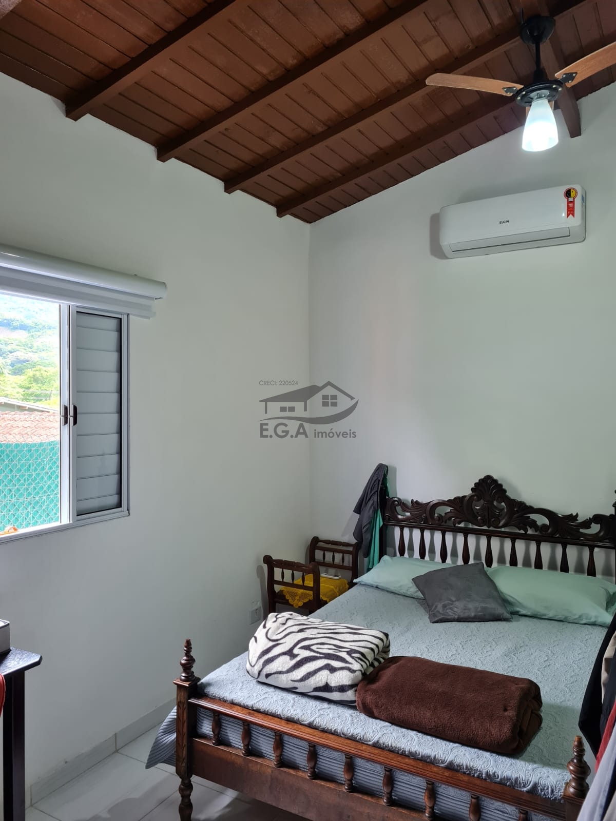Casa em condomínio em boiçucanga