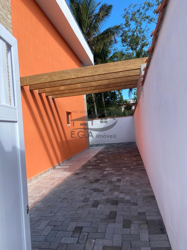 Casa na praia de bertioga um