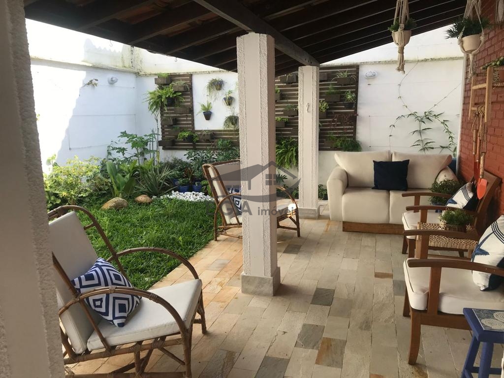 Casa na praia de juquey