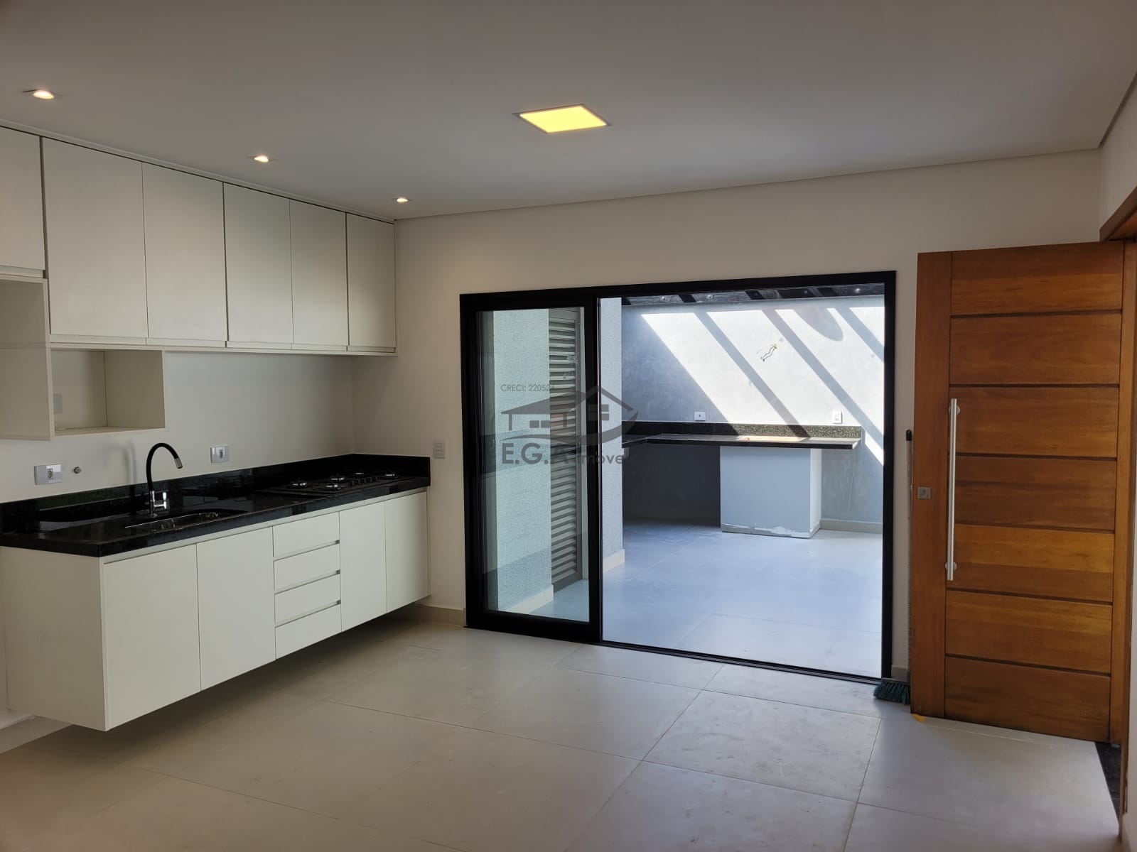 Casa na praia de boiçucanga