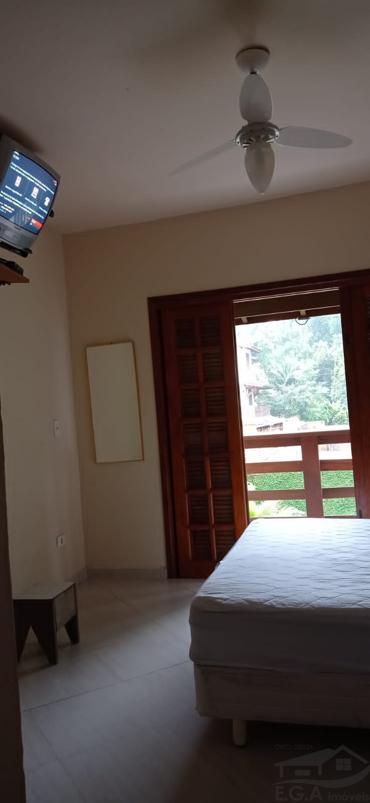 Oportunidade na praia de Cambury