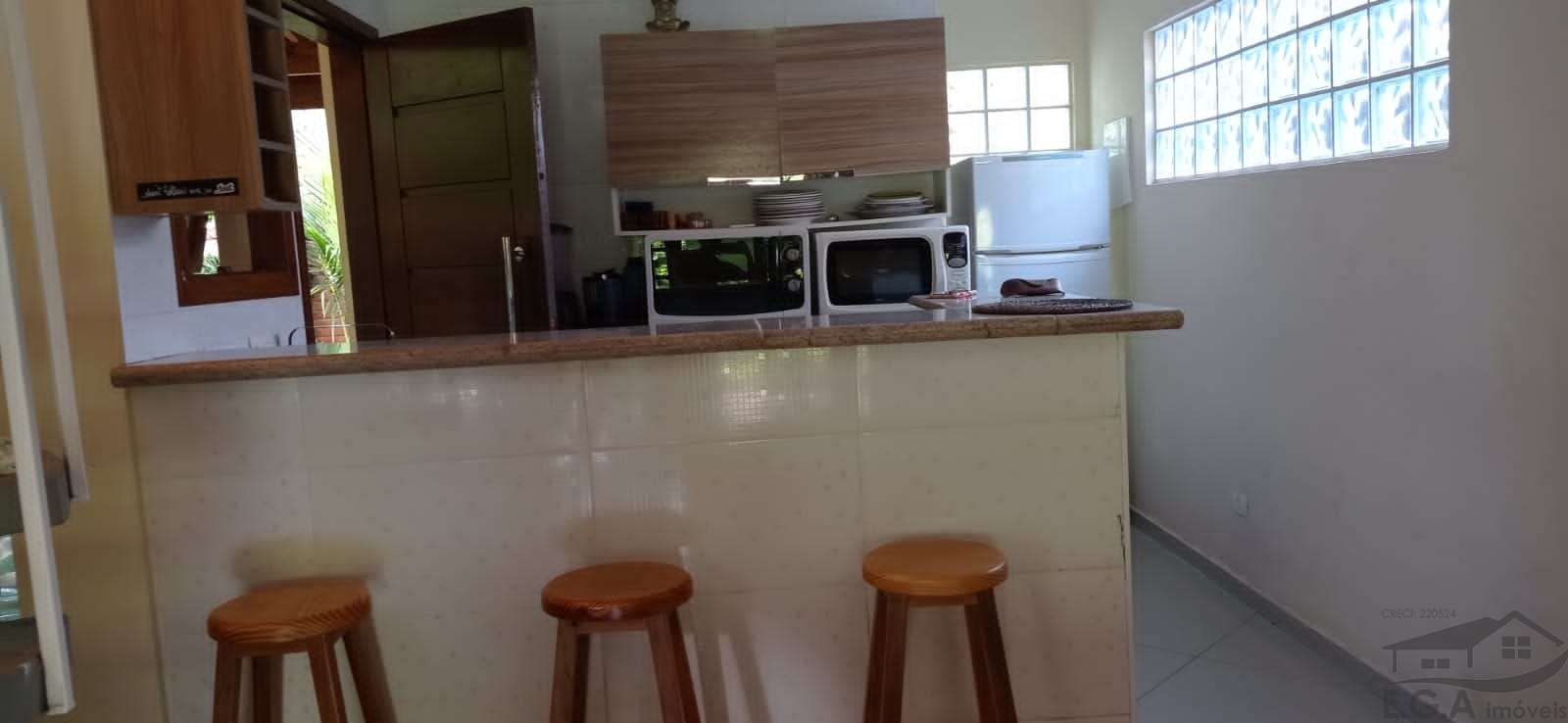 Oportunidade na praia de Cambury