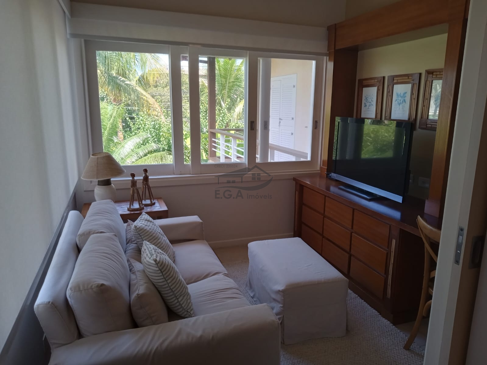 Casa na praia da baleia 50 mts da areia
