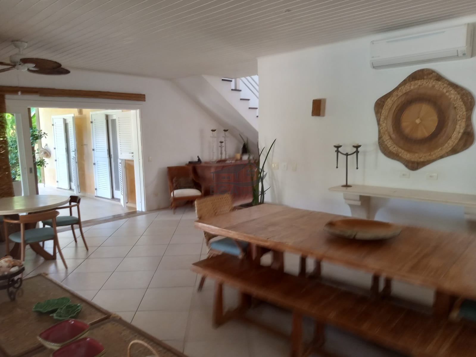 Casa na praia da baleia 50 mts da areia