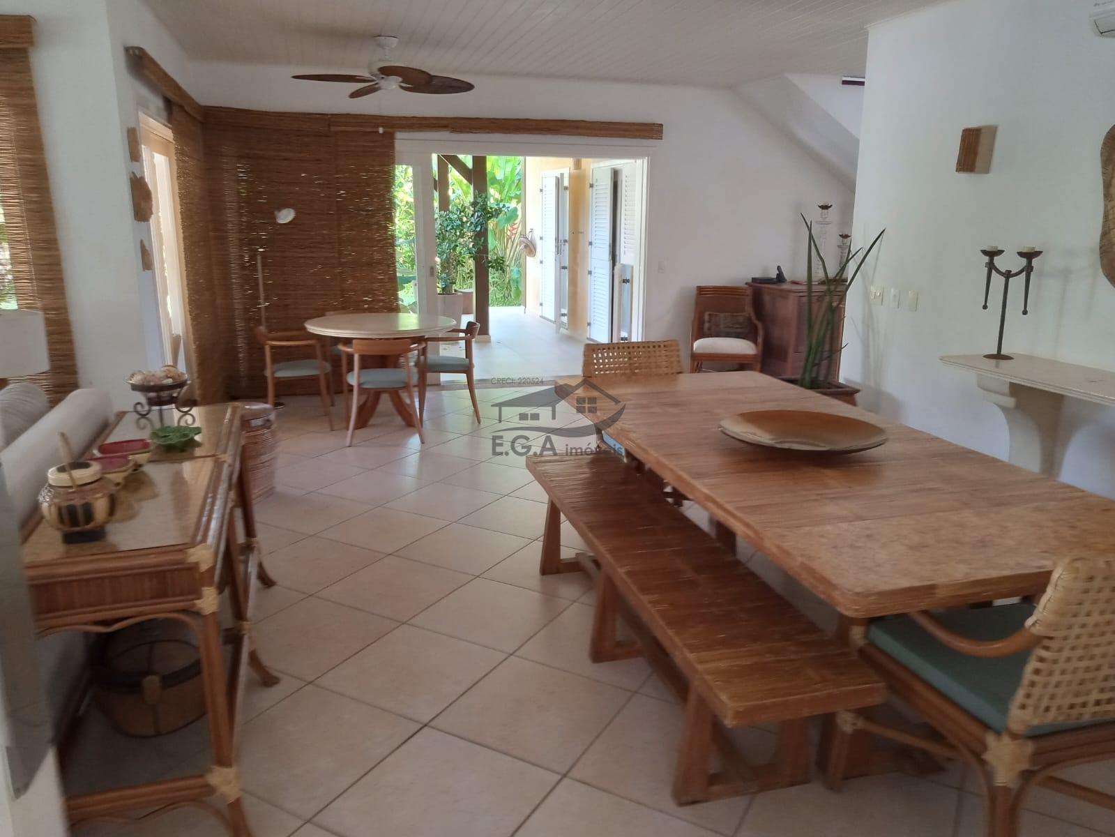 Casa na praia da baleia 50 mts da areia