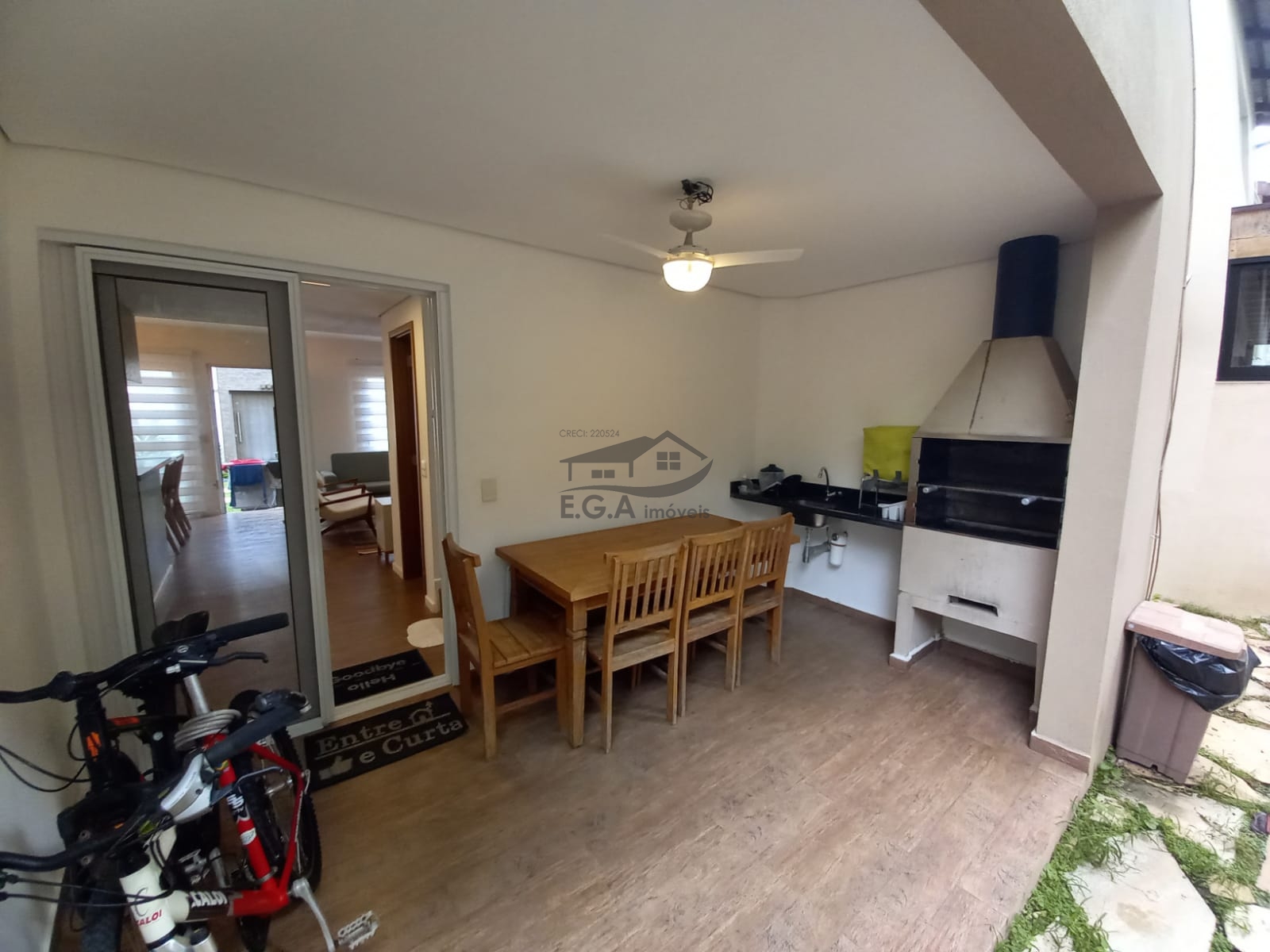 Casa na praia de juquey