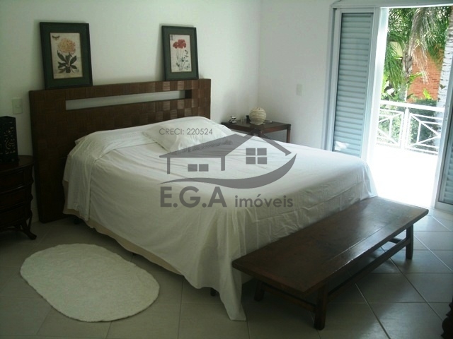 Casa na praia da baleia