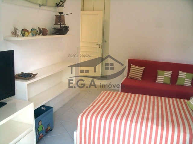 Casa na praia da baleia