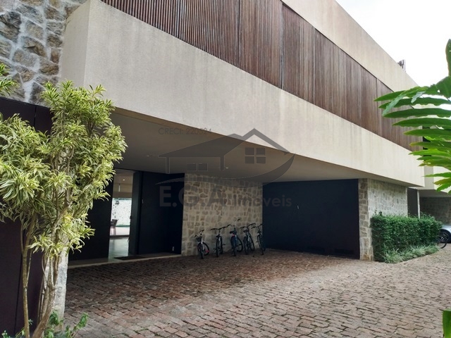 Casa de condomínio pé na areia