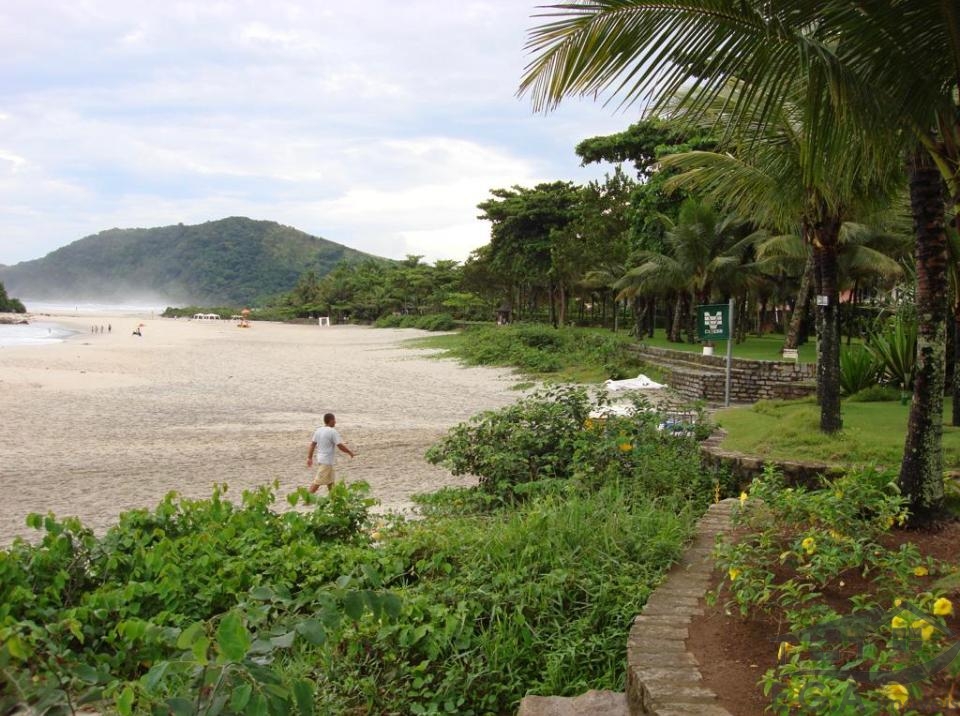Casa de condomínio, na praia de camburizinho abaixou de 10k para 8.5k