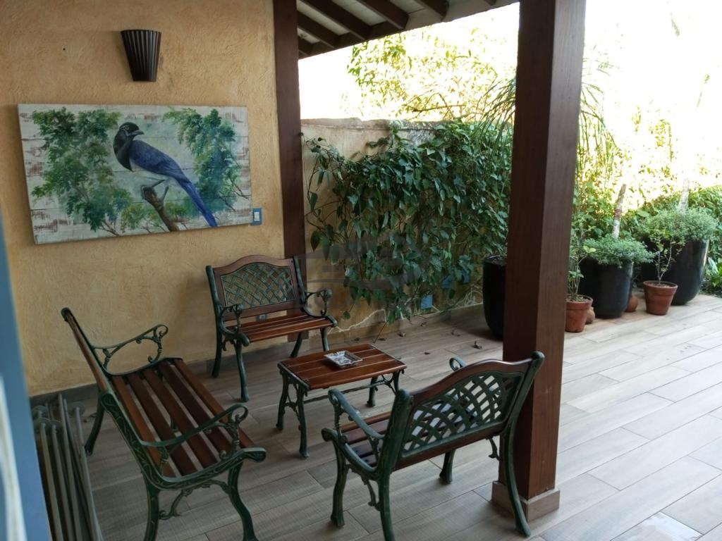 Casa de condomínio, na praia de camburizinho abaixou de 10k para 8.5k