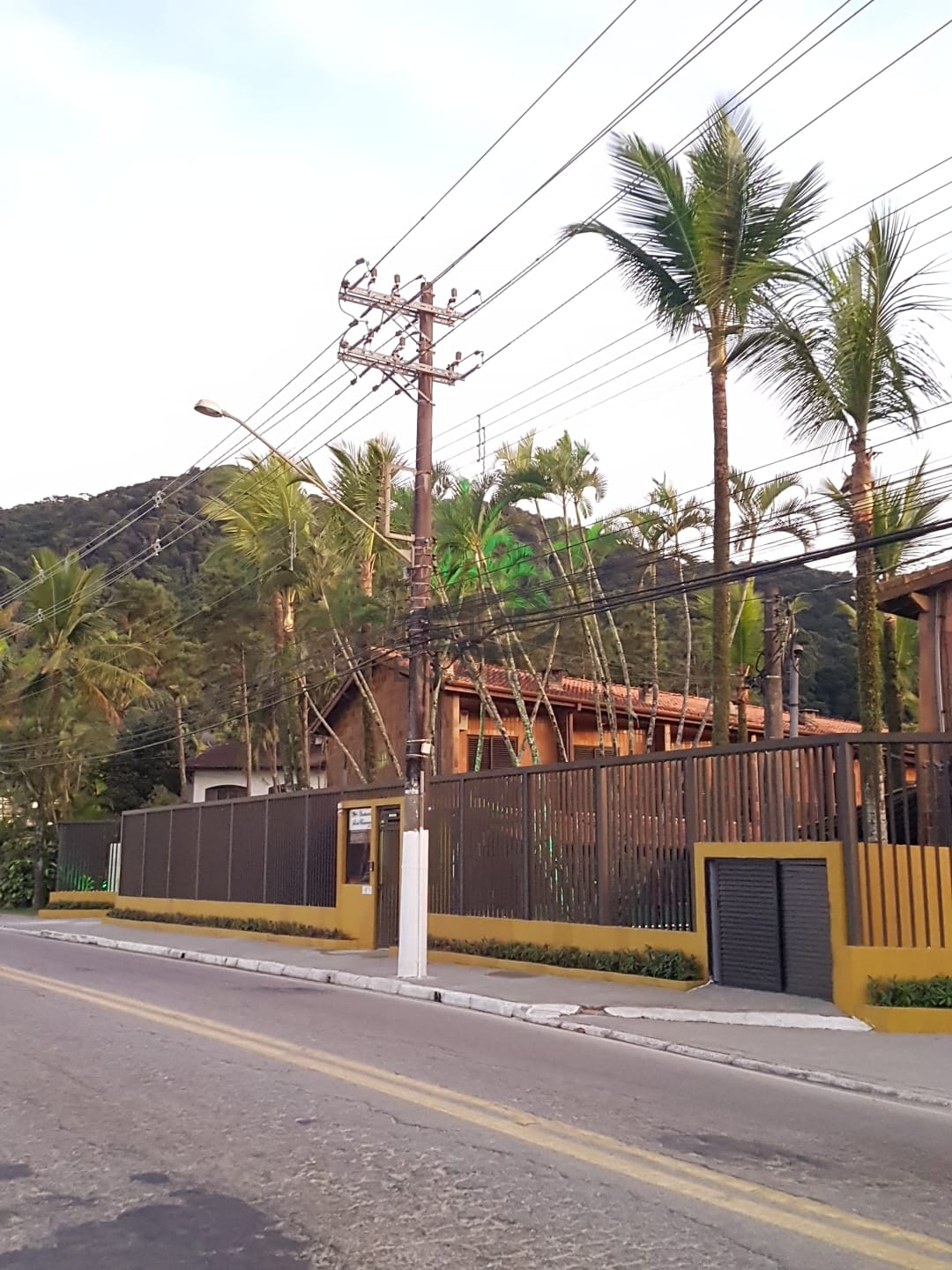 Casa na praia de boiçucanga