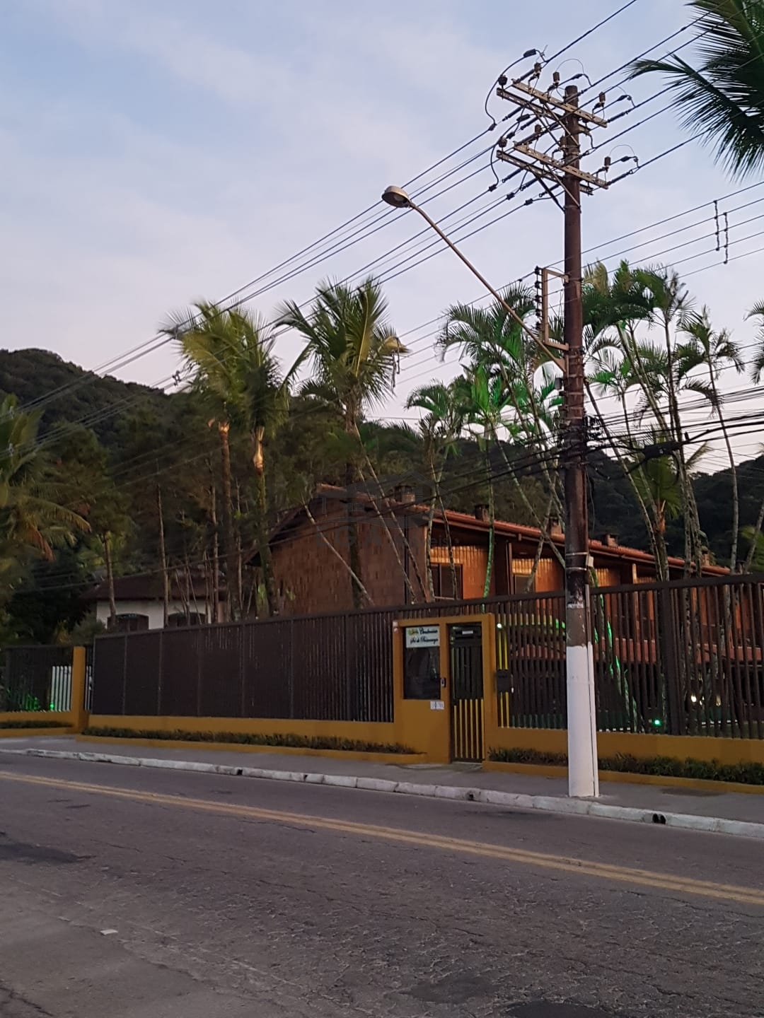 Casa na praia de boiçucanga