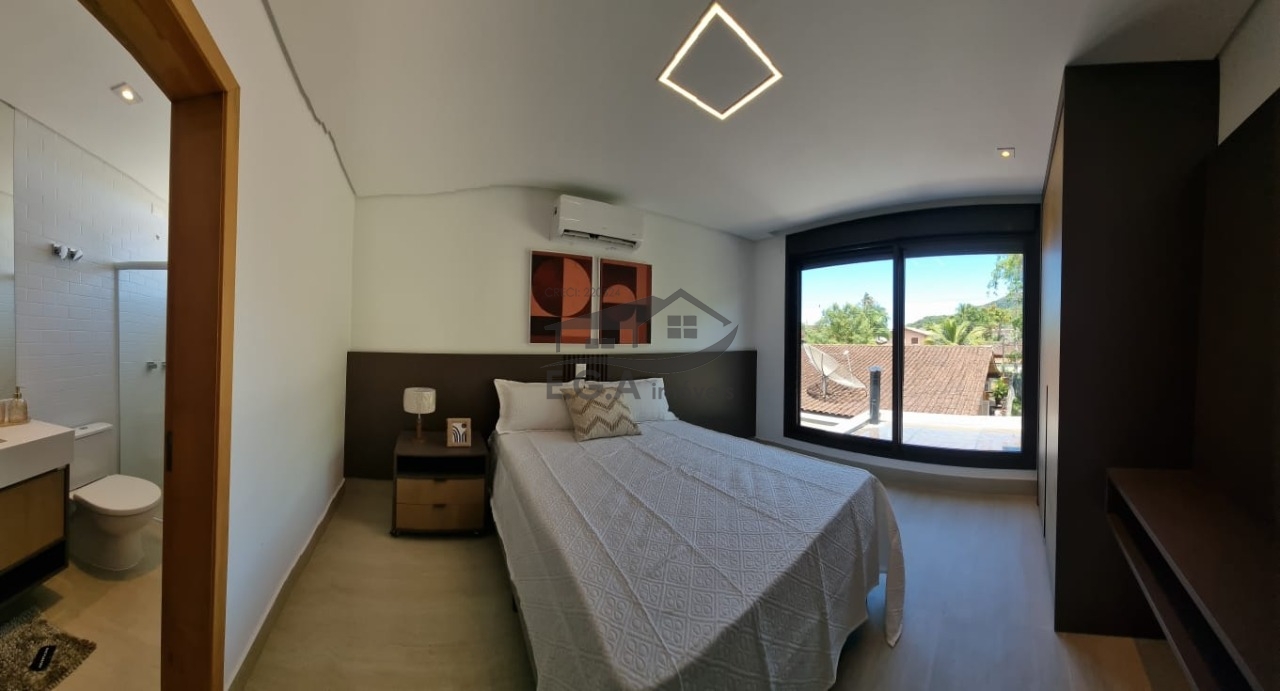 Casa na praia de juquey
