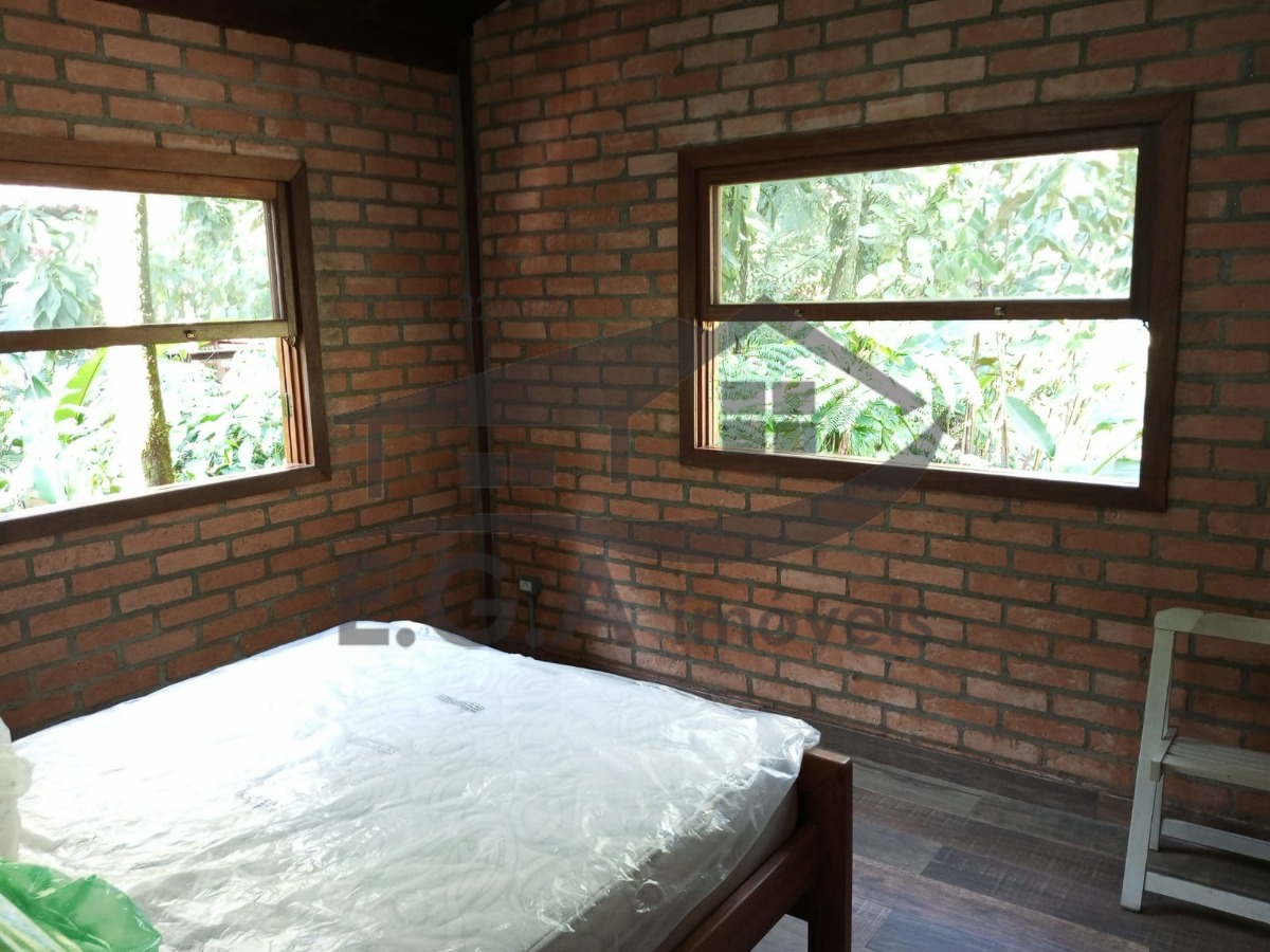 Casa no sertão de Camburi